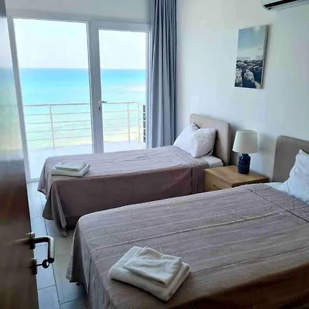 Villa With Amazing Sea View