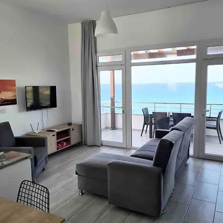 Villa With Amazing Sea View